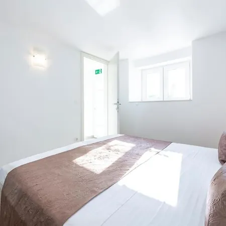Charming New Apartment-with A Terrace
